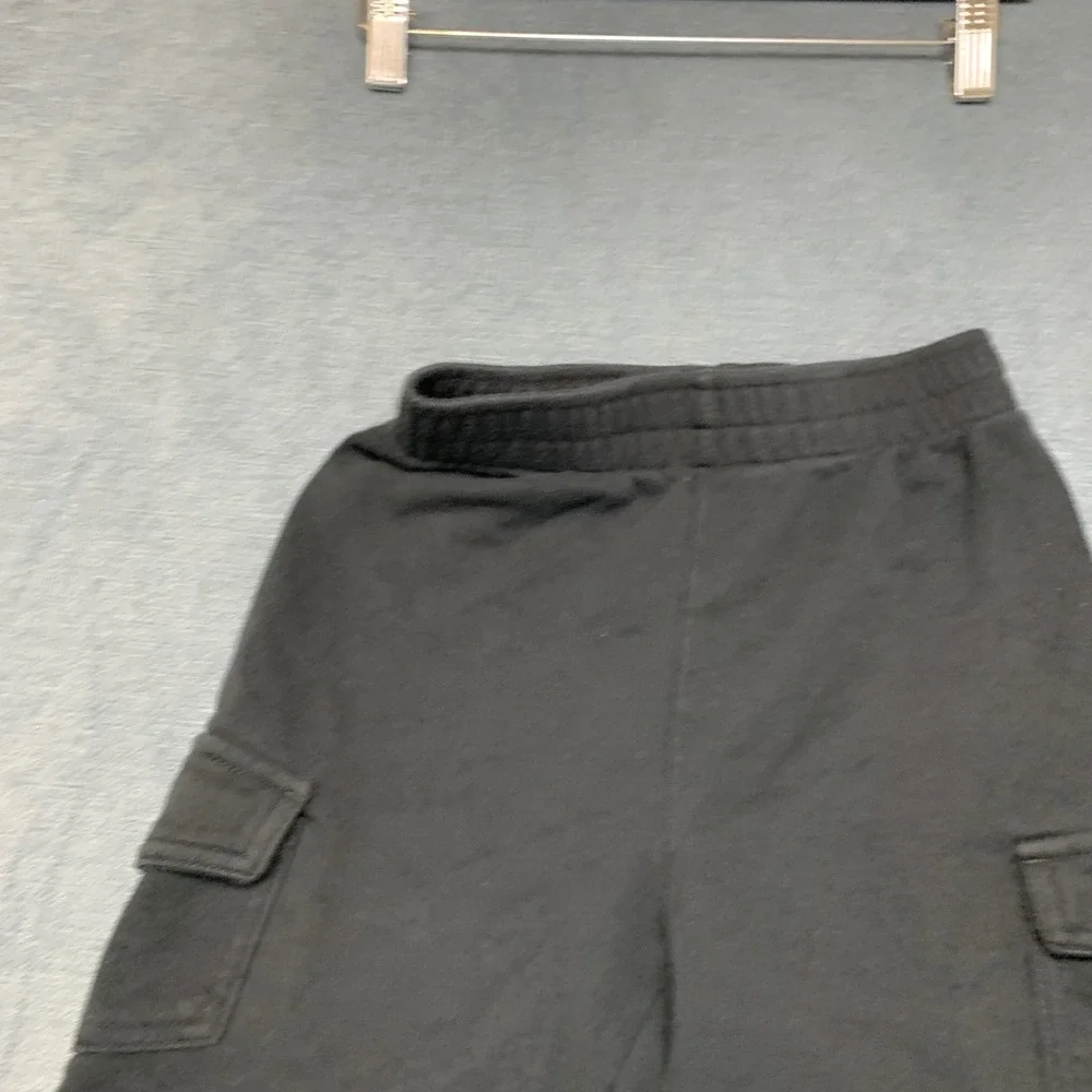 Nike Sweat Shorts Boys Large Black Swoosh Logo Fleece Lined Utility Pockets